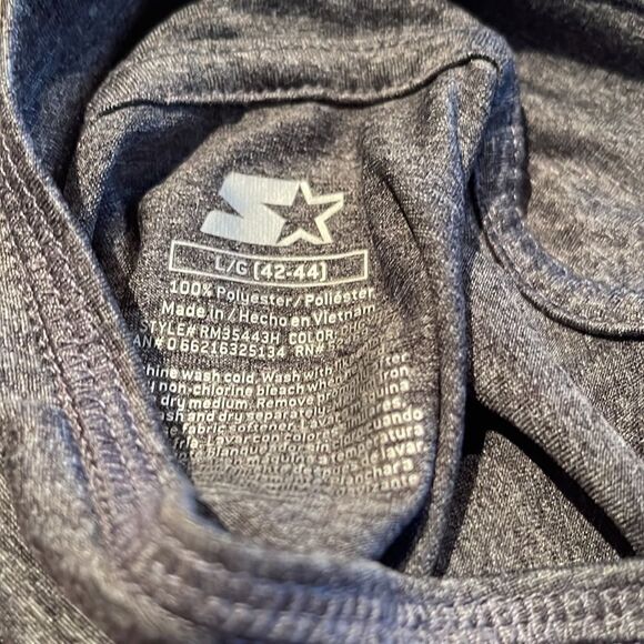 Starter heather gray stretch 1/4 zip top. Large (42-44). - Picture 4 of 4